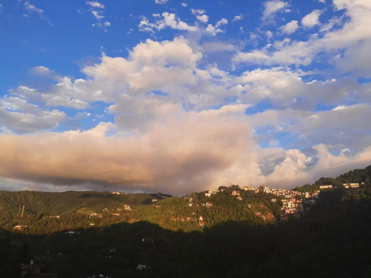 Him Aashrey B&B Homestay Shimla Esterno foto