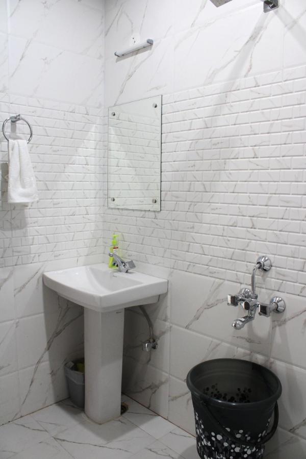 Him Aashrey B&B Homestay Shimla Esterno foto