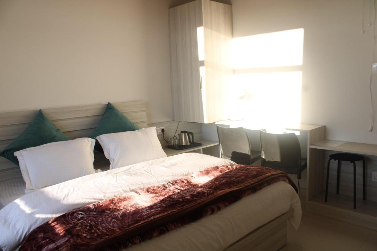 Him Aashrey B&B Homestay Shimla Esterno foto